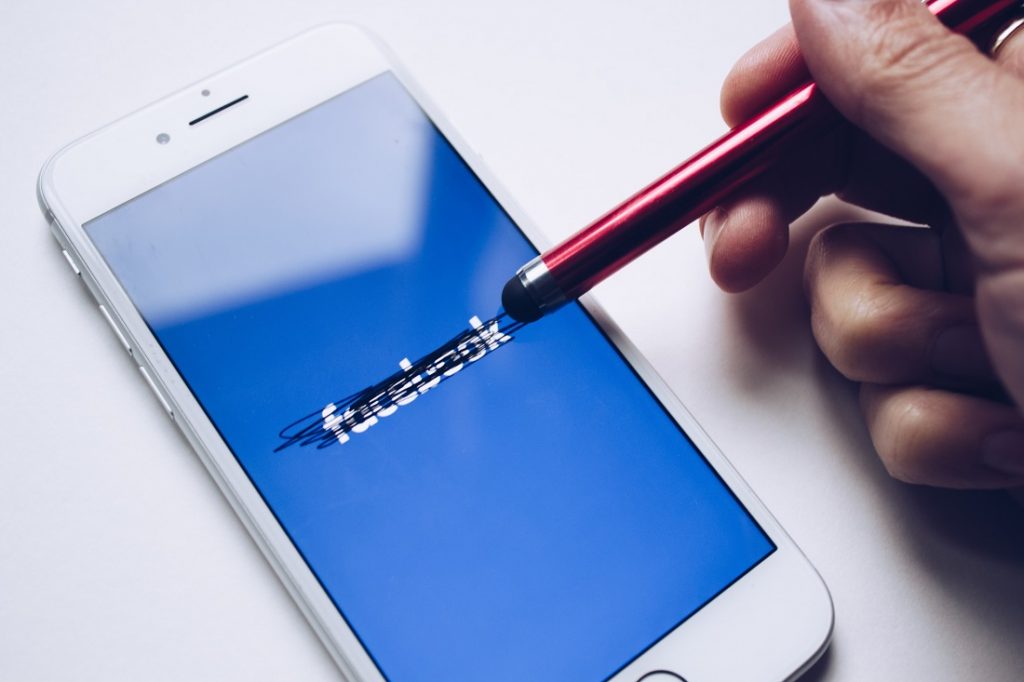 facebook-i-instagram-zostana-zamkniete-w-europie-dlaczego-zuckerberg-to-rozwaza